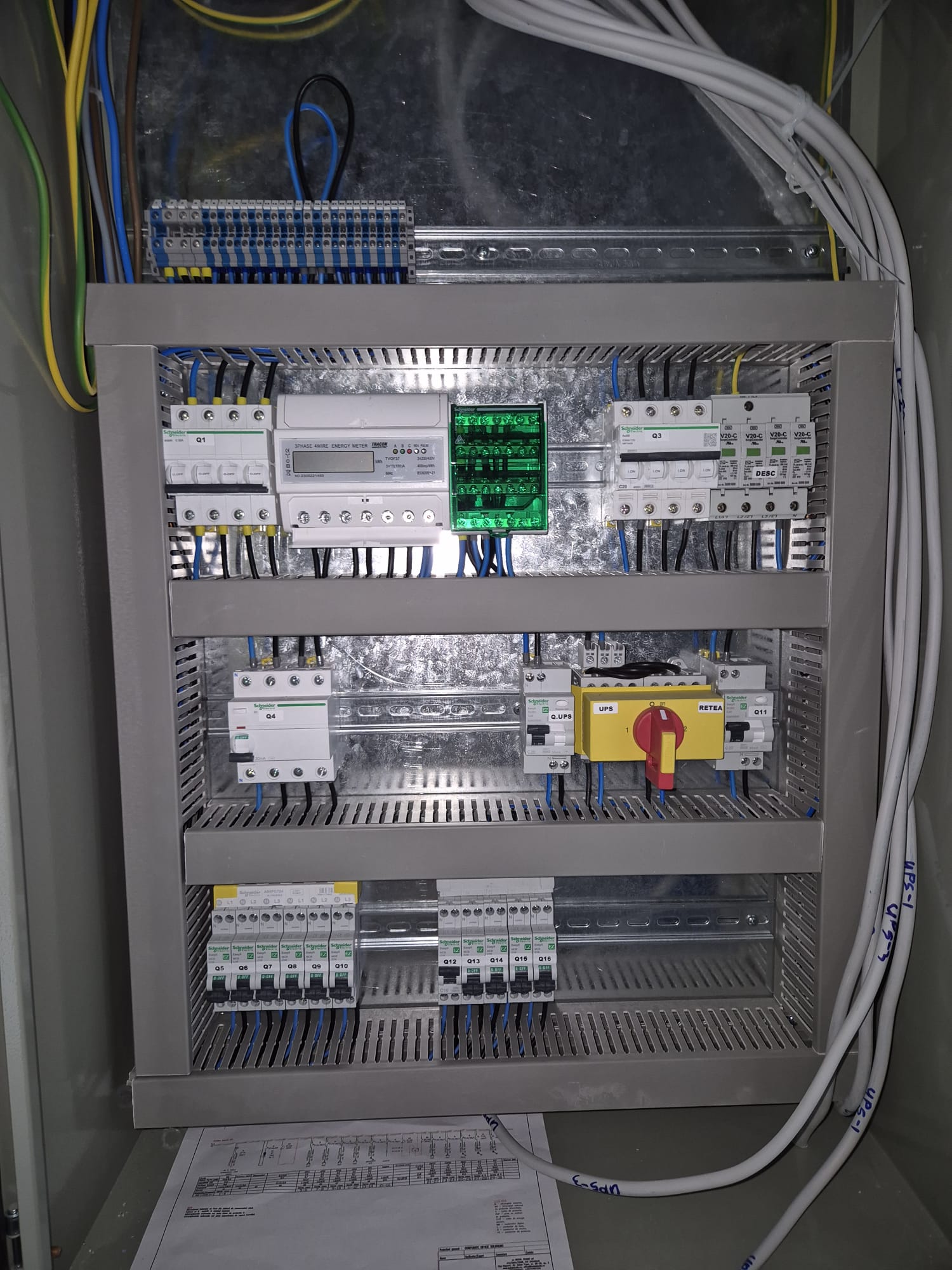 382be122-1ed2-4674-83a6-f8e8bbabf838